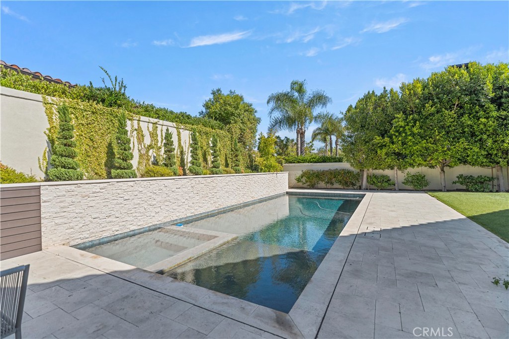30852 Via Ultimo Property Photo 3