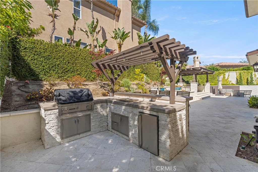 30852 Via Ultimo Property Photo 11