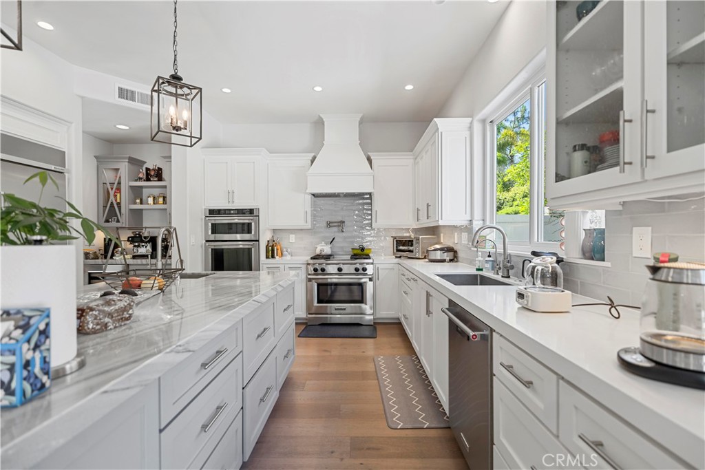 30852 Via Ultimo Property Photo 30