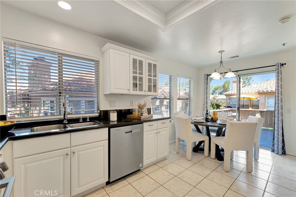 34 Magellan Aisle Property Photo 10