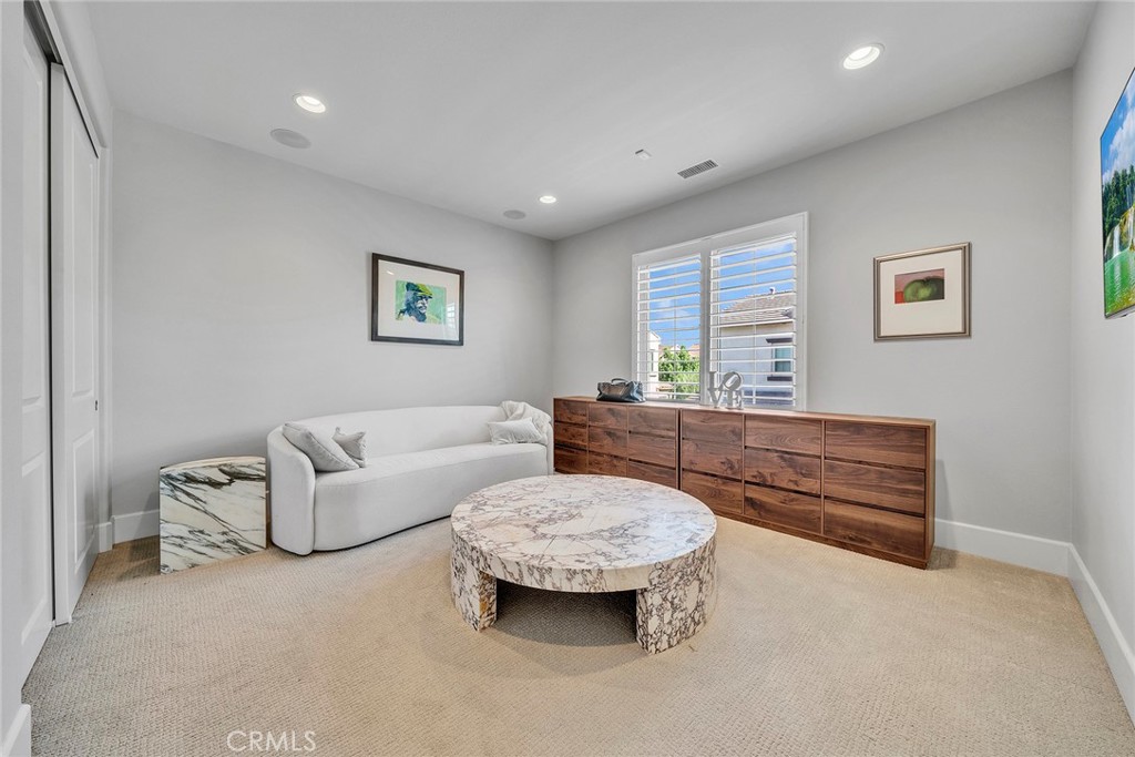 52 Woodhill Property Photo 33