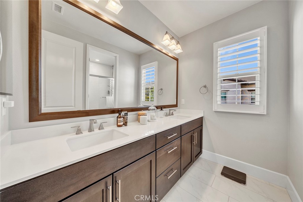 52 Woodhill Property Photo 35