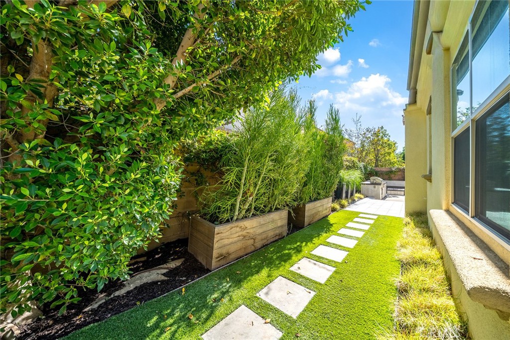 52 Woodhill Property Photo 55