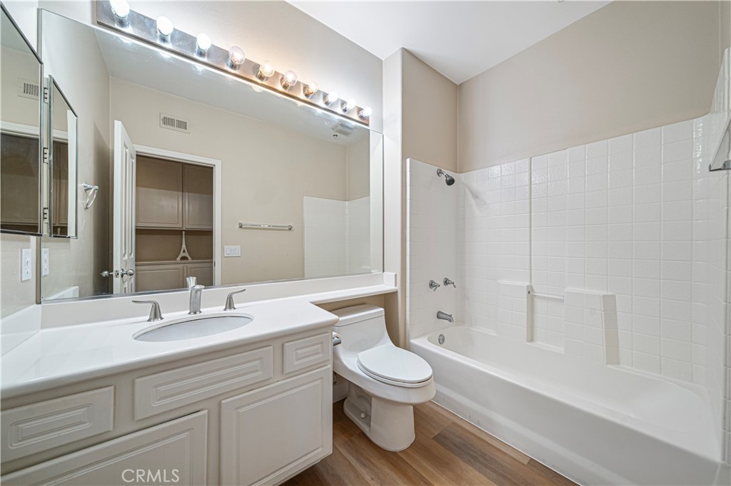 3301 Ladrillo Aisle Property Photo 13