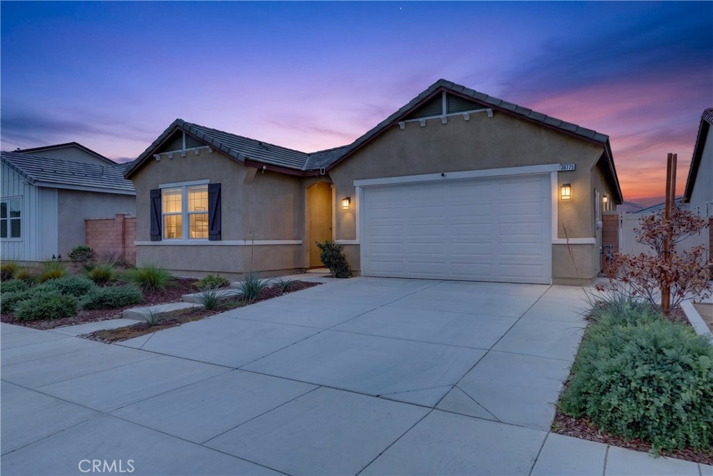 30775 Southend Property Photo 1