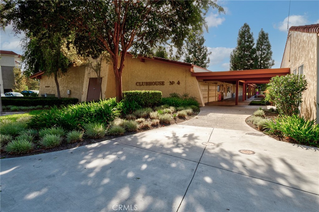 2132 Via Puerta E Property Photo 25