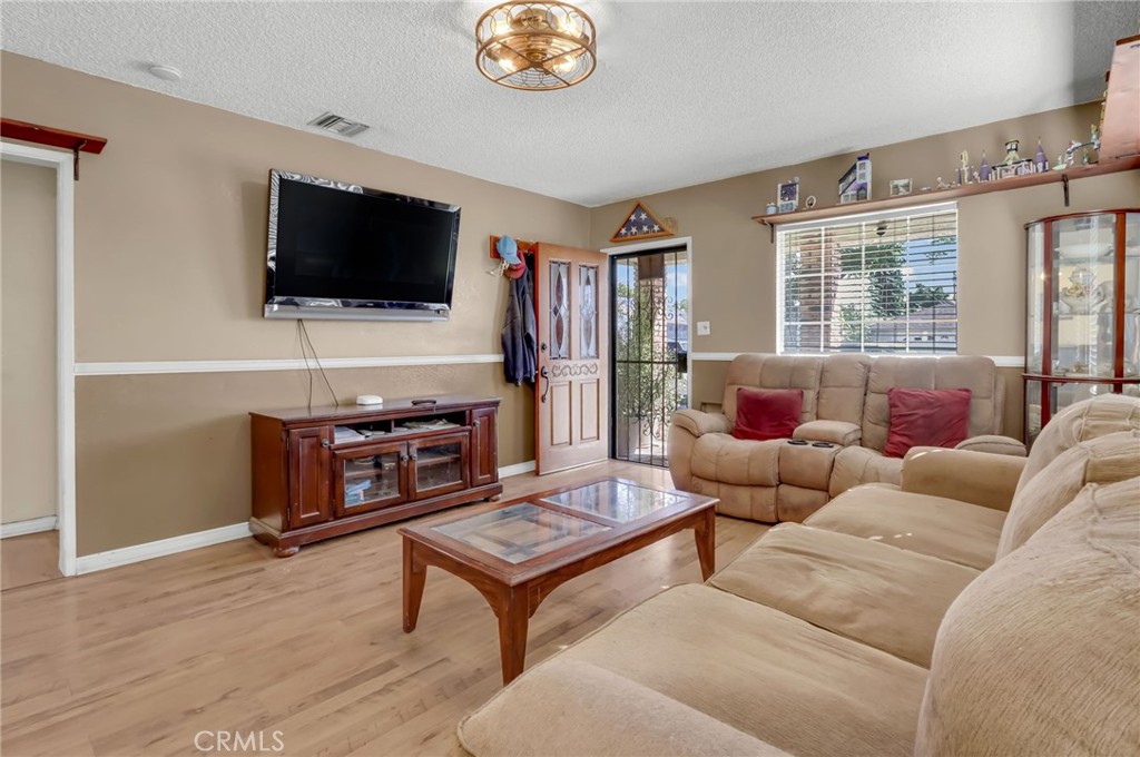 15503 Sylvanwood Avenue Property Photo 1