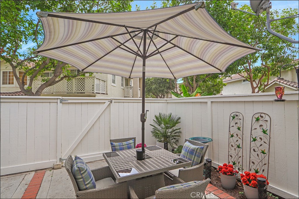 25462 Sonoma Property Photo 6