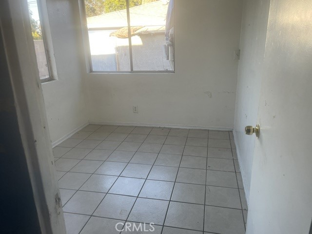 816 N Jackson Property Photo 8