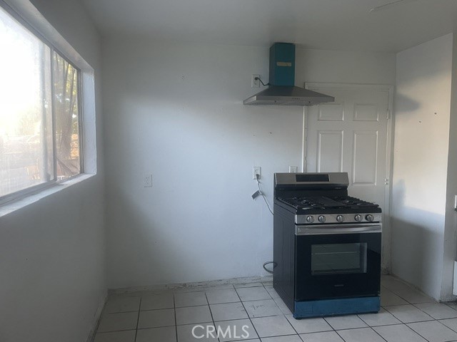 816 N Jackson Property Photo 14