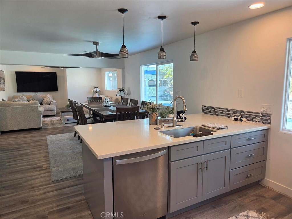 1628 White Oak Property Photo 1