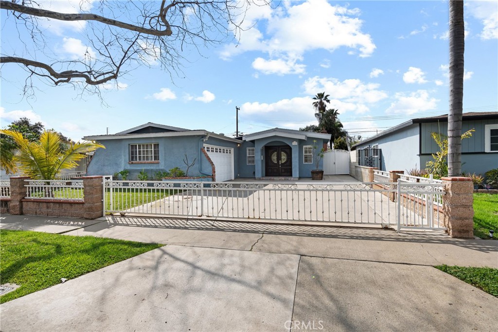 722 Sherry Property Photo 1