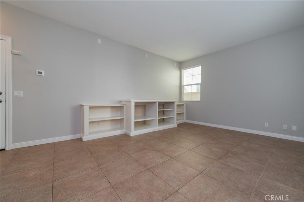 82 Figtree Property Photo 11