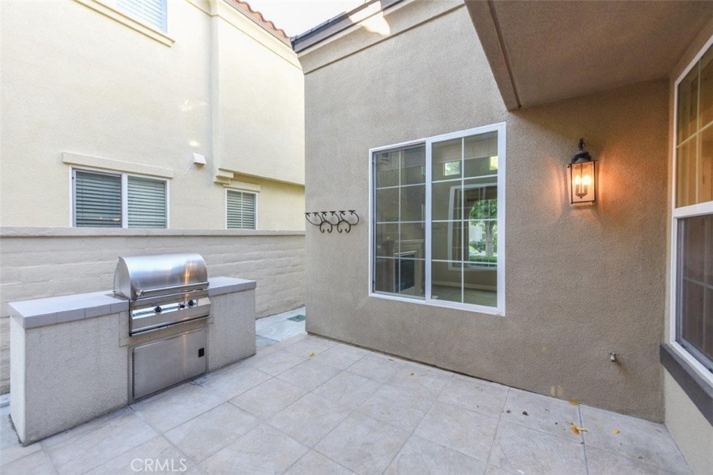 82 Figtree Property Photo 13