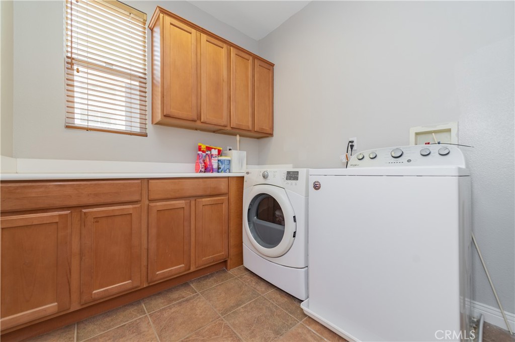82 Figtree Property Photo 23