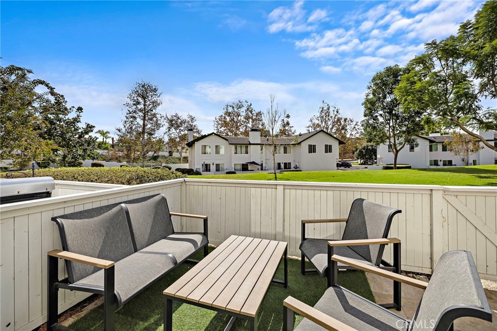 25616 Paseo La Cresta Property Photo 15