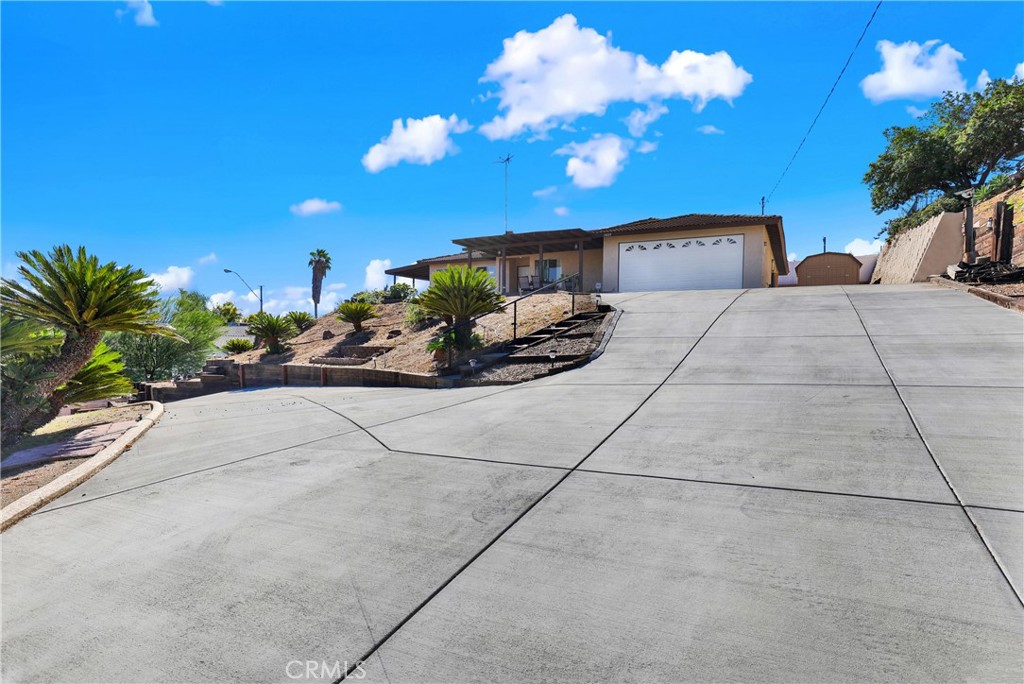 14135 El Mesa Dr. Property Photo 4