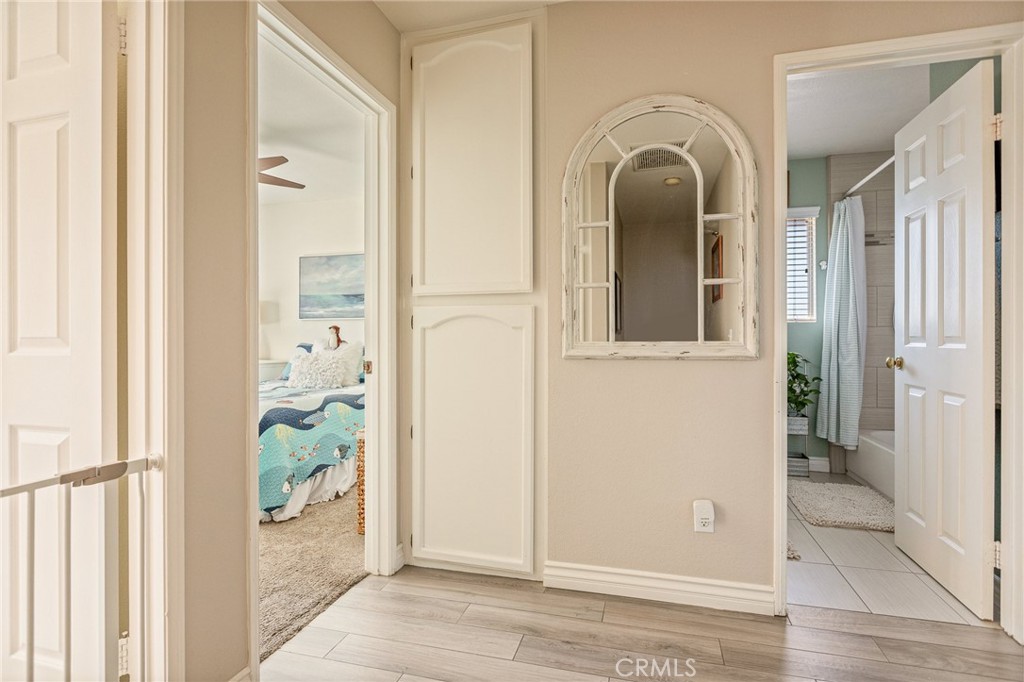 11825 Avalon Avenue Property Photo 22