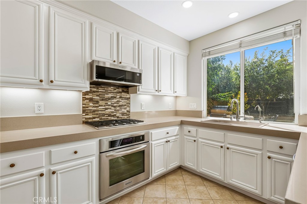 15 Bel Springs Property Photo 16