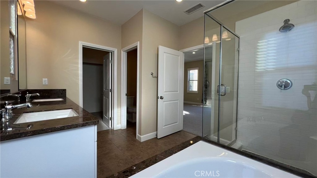 59 Thornapple Property Photo 13