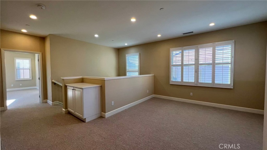59 Thornapple Property Photo 21