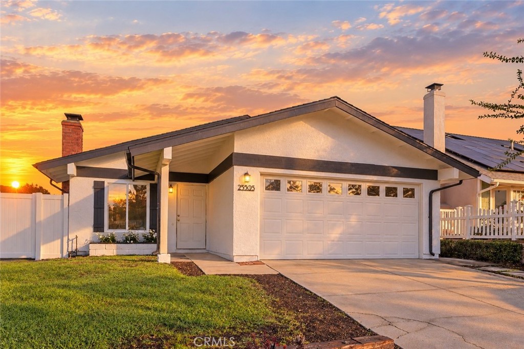 23305 Via Burriana Property Photo 1