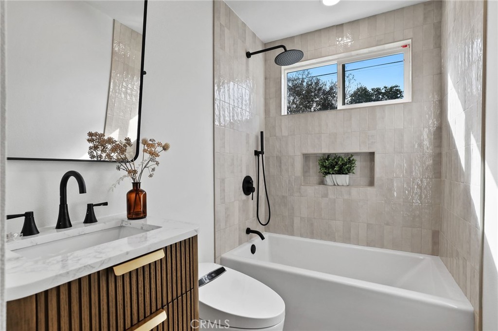 8352 Friesland Property Photo 18
