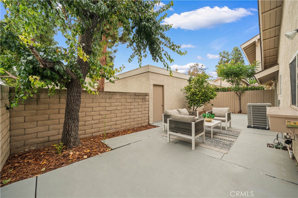 2 Snapdragon Property Photo 18