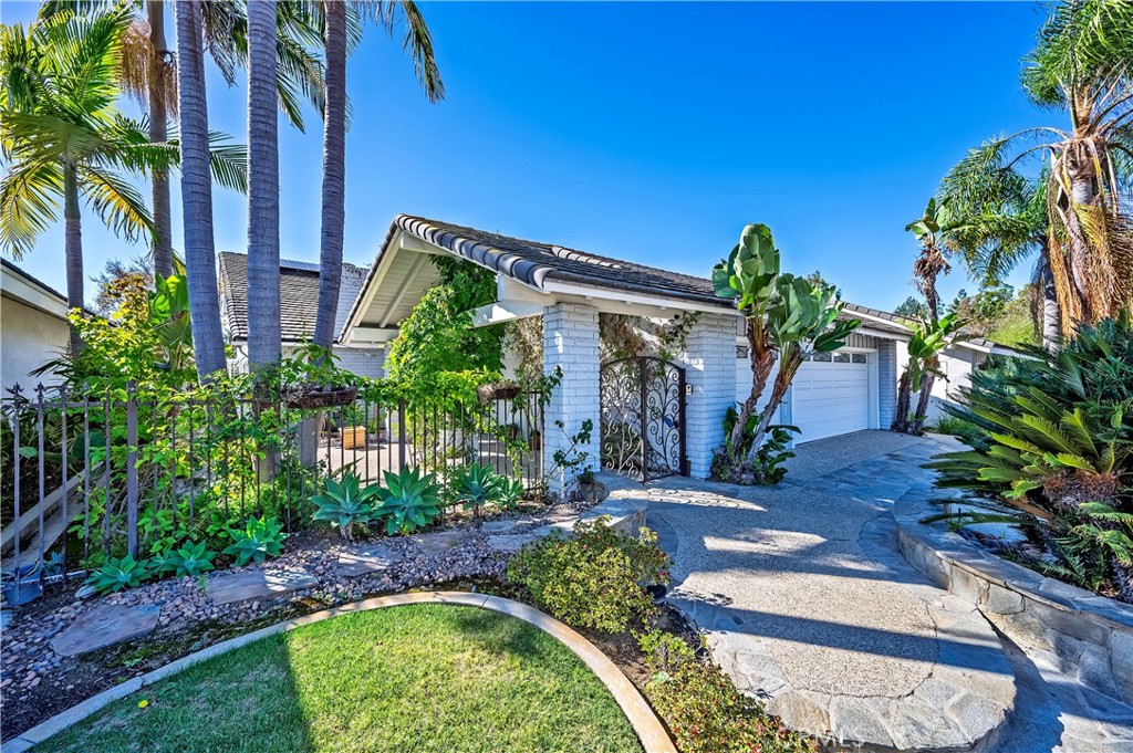 8 Sycamore Creek Property Photo 4
