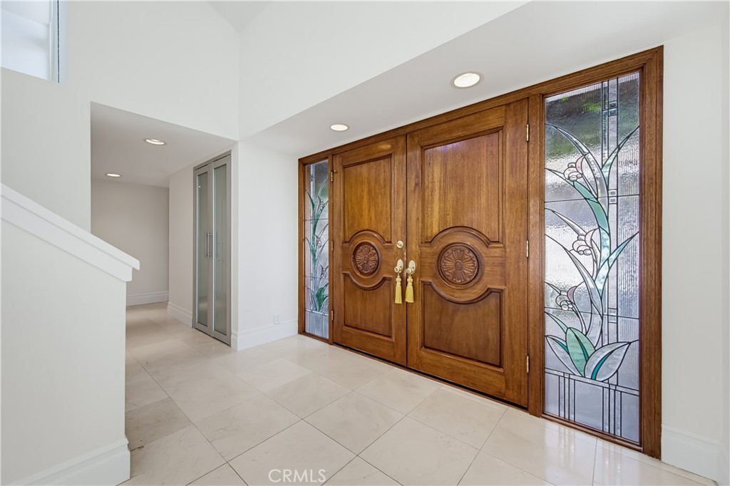 8 Sycamore Creek Property Photo 10
