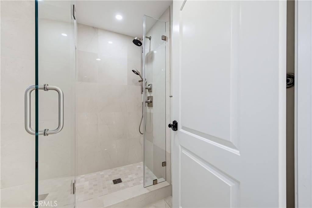 8 Sycamore Creek Property Photo 32