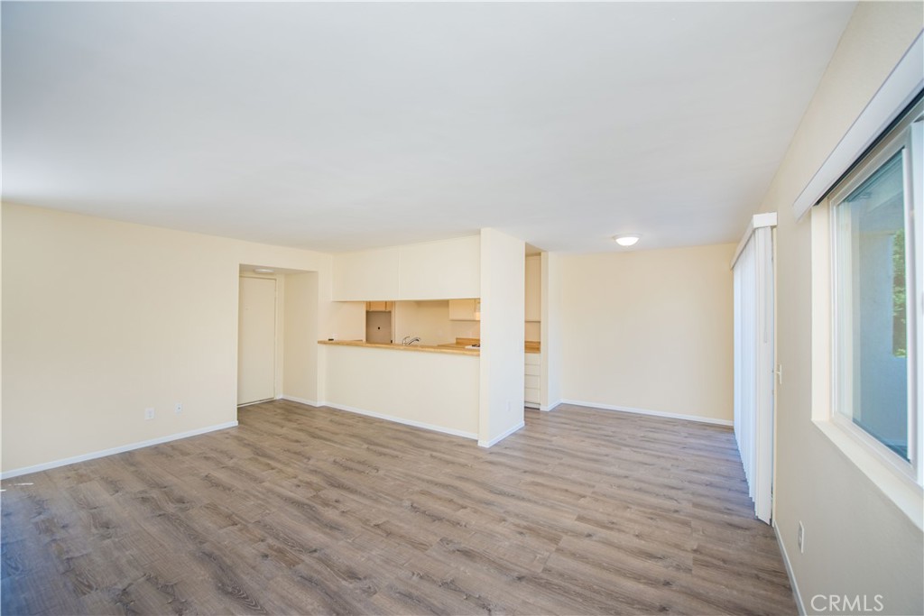 18902 Valley Property Photo 9