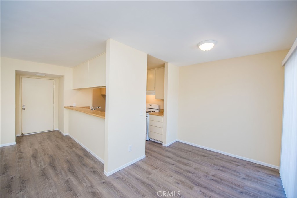 18902 Valley Property Photo 10