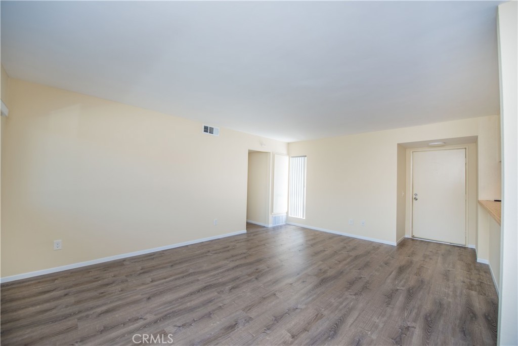 18902 Valley Property Photo 11
