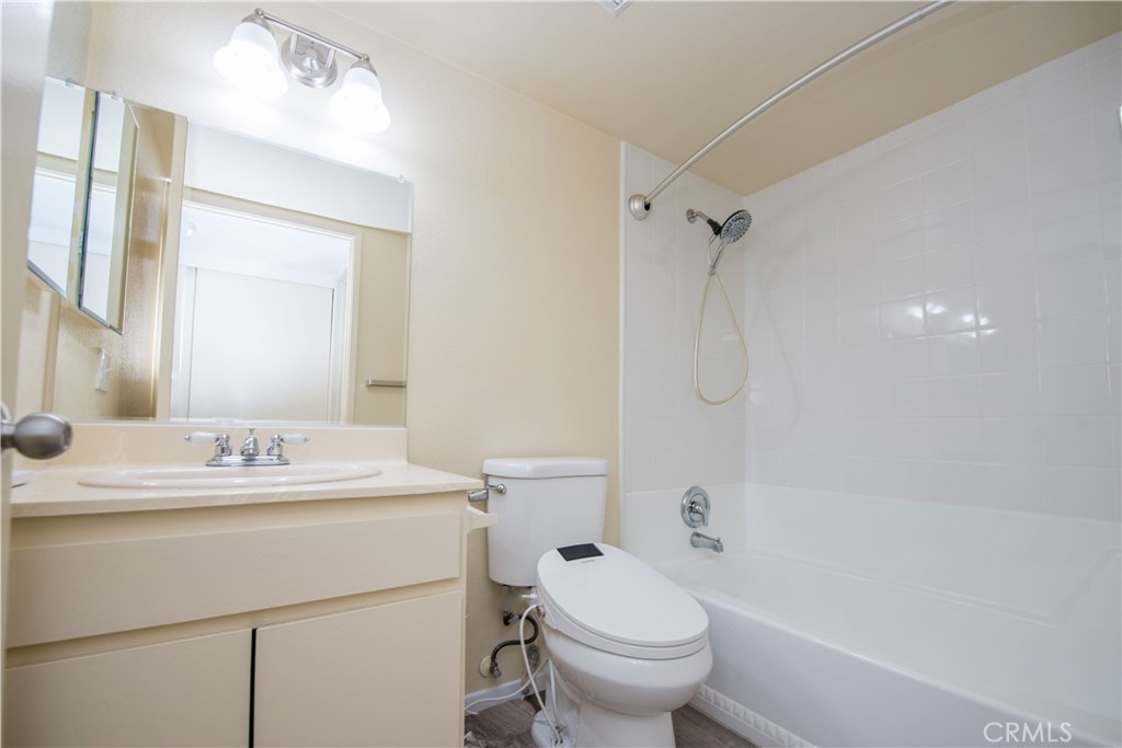 18902 Valley Property Photo 22