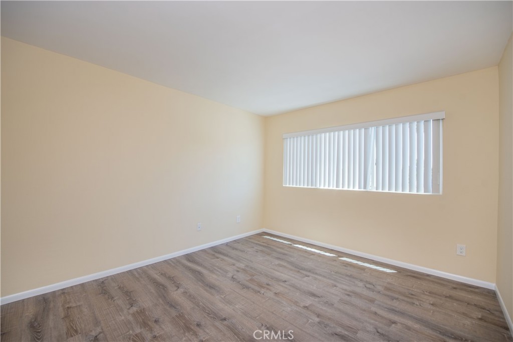 18902 Valley Property Photo 25