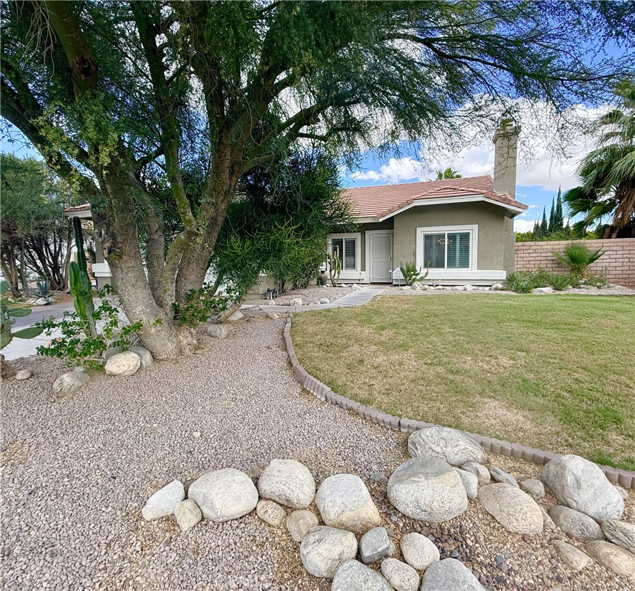 2340 N Paseo De Anza