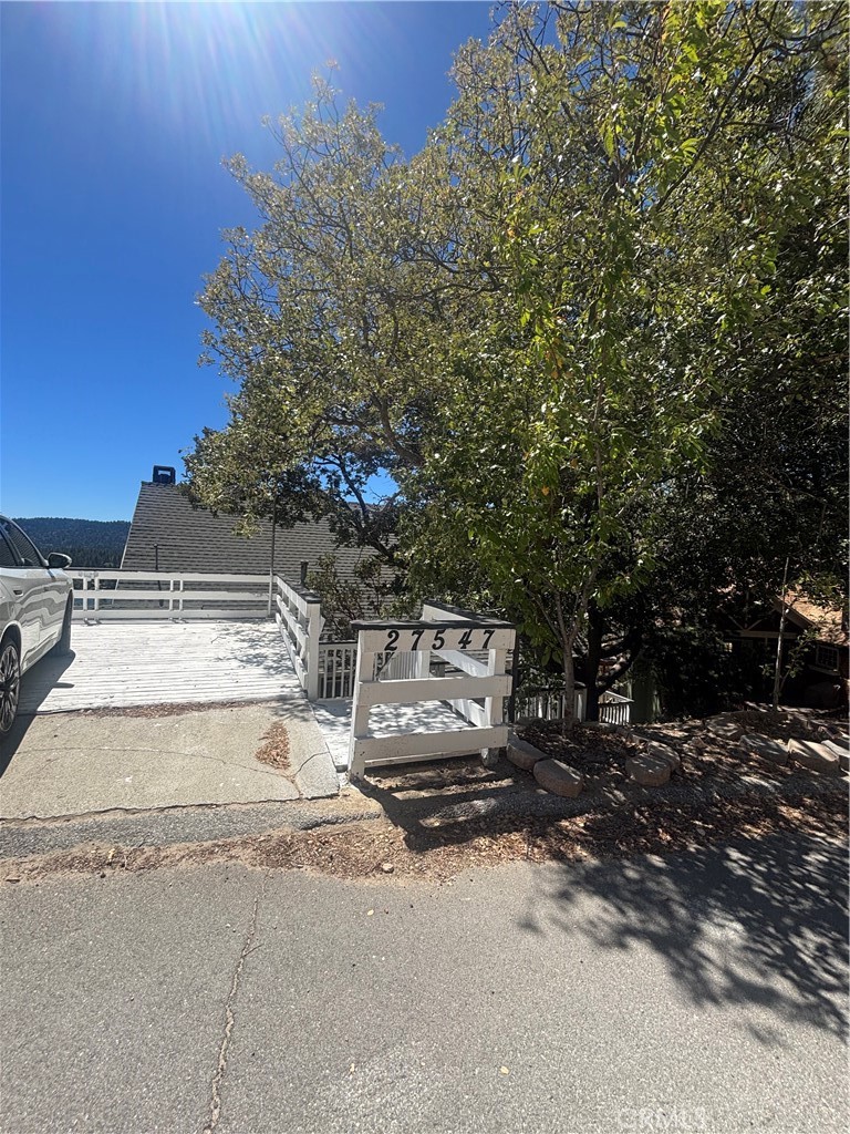 27547 Alpen Property Photo 1