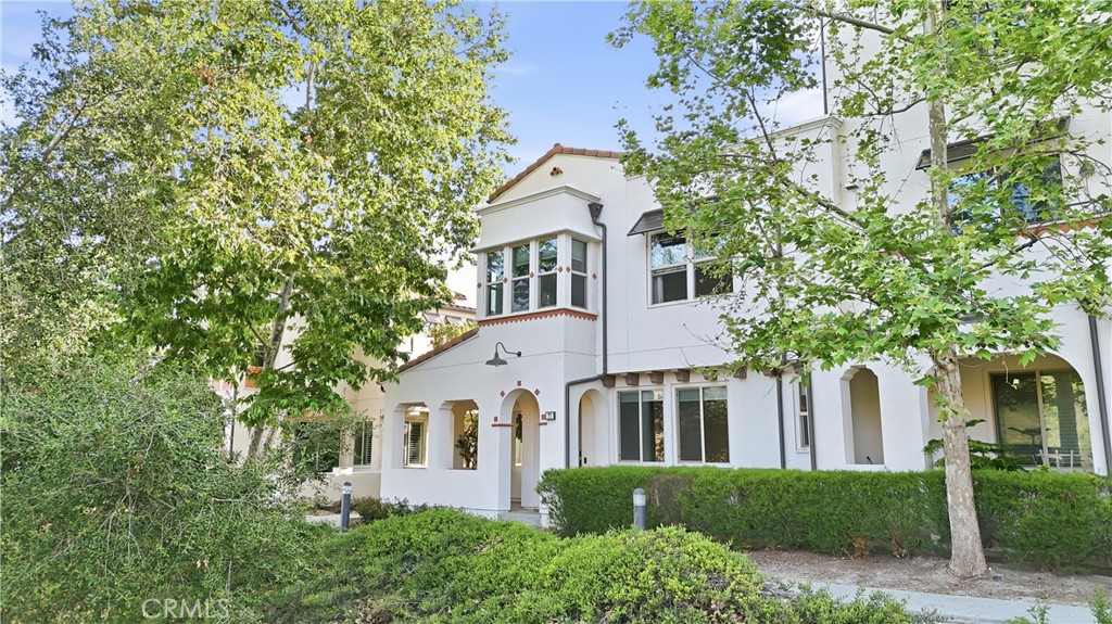 77 Adelfa Street Property Photo 1