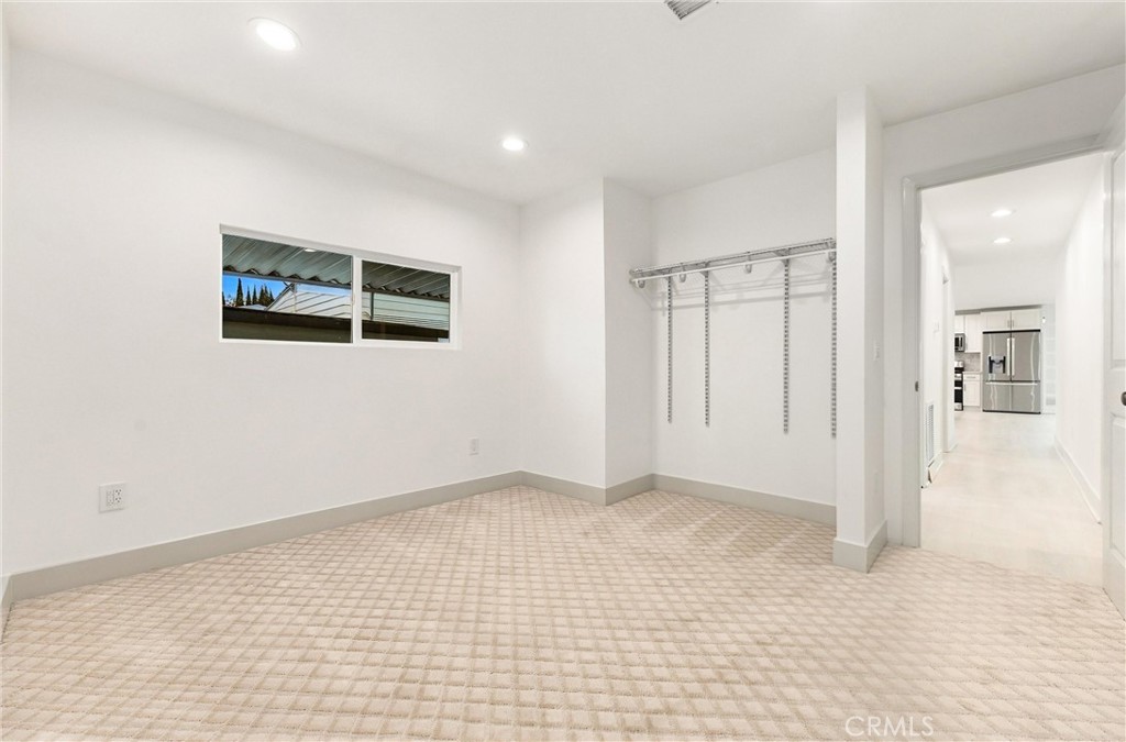 5215 E Chapman 75 Property Photo 26