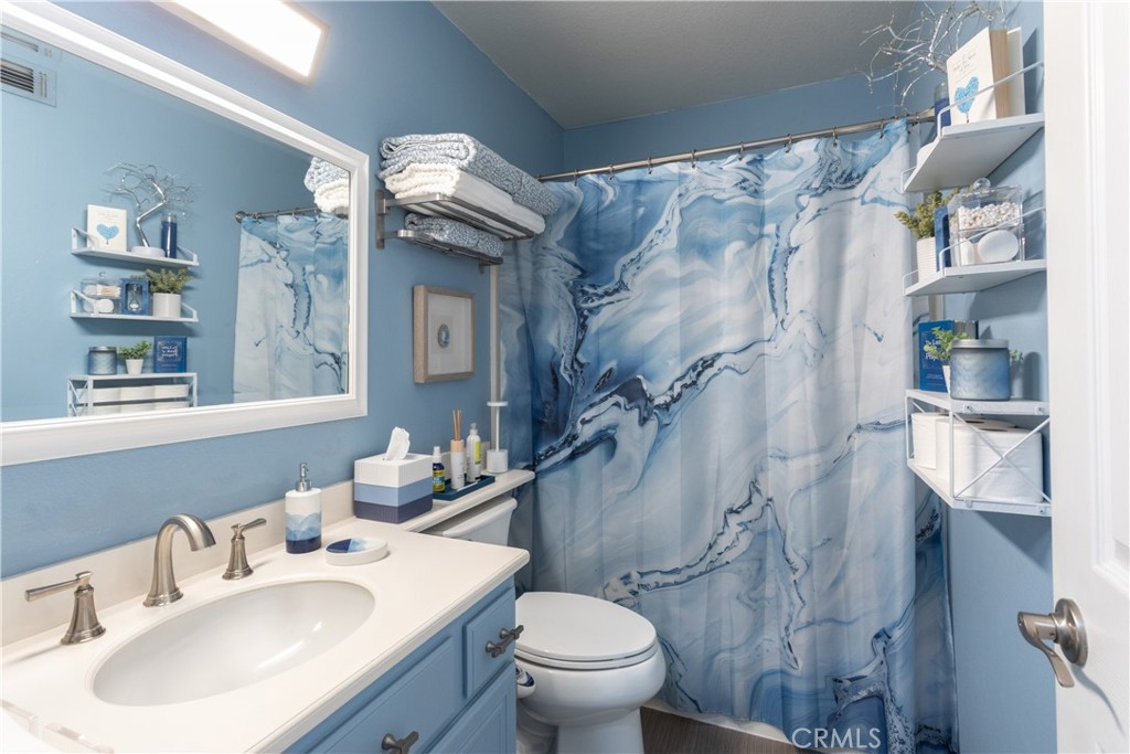 72 Sandcastle Property Photo 27