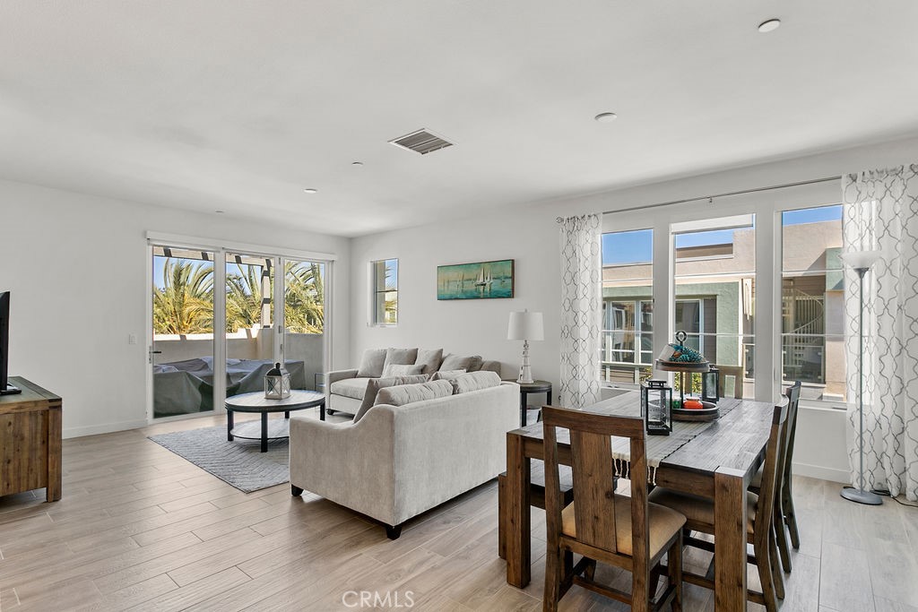 2867 Doheny Property Photo 6