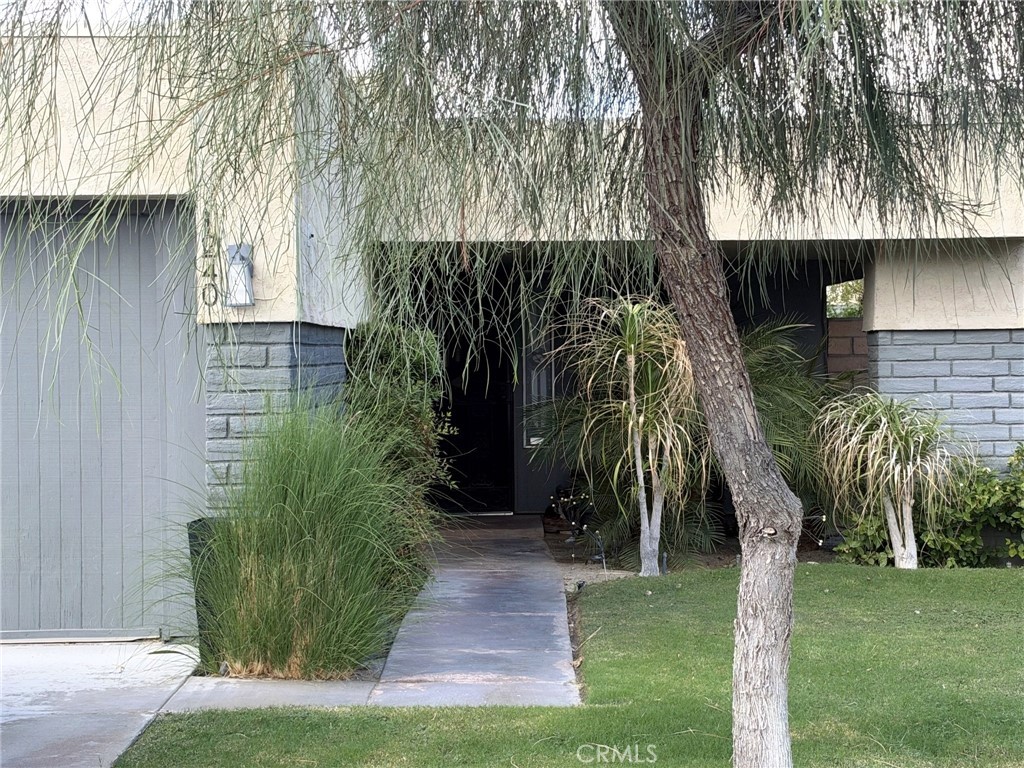 1240 Sunflower Property Photo 1