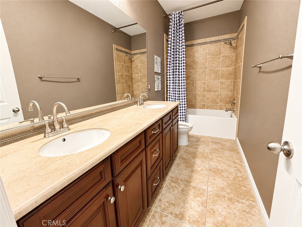 162 Compass Property Photo 19
