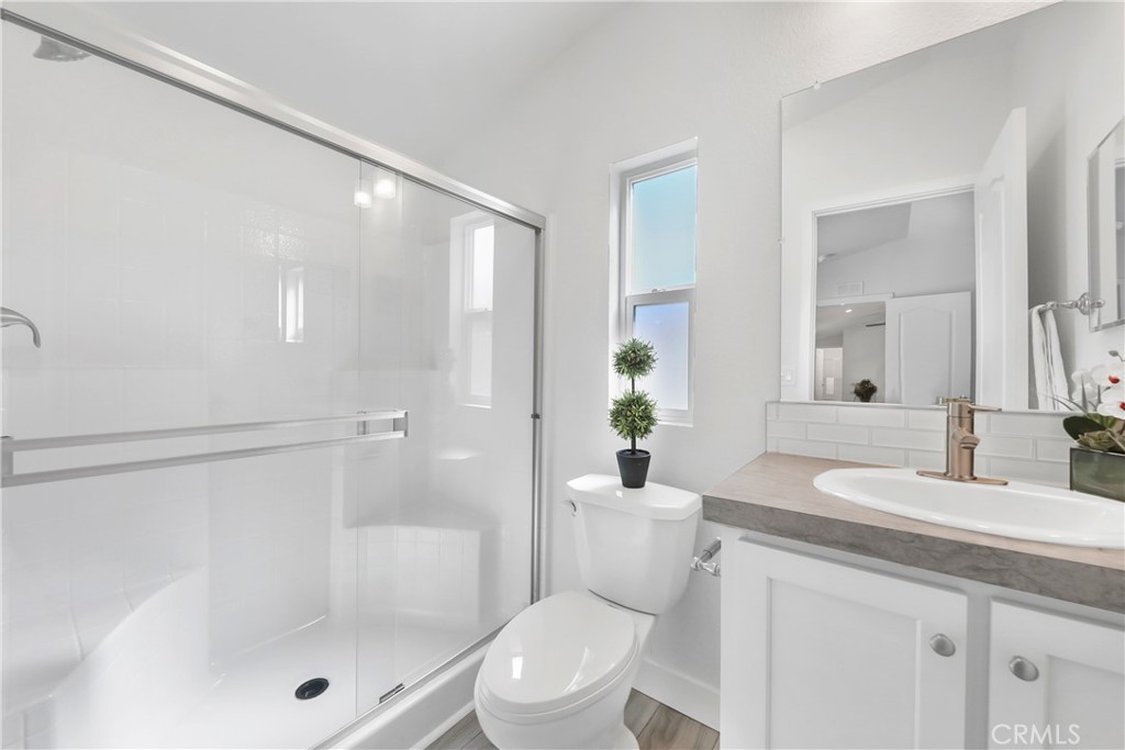 4 Diamond E Drive Property Photo 16