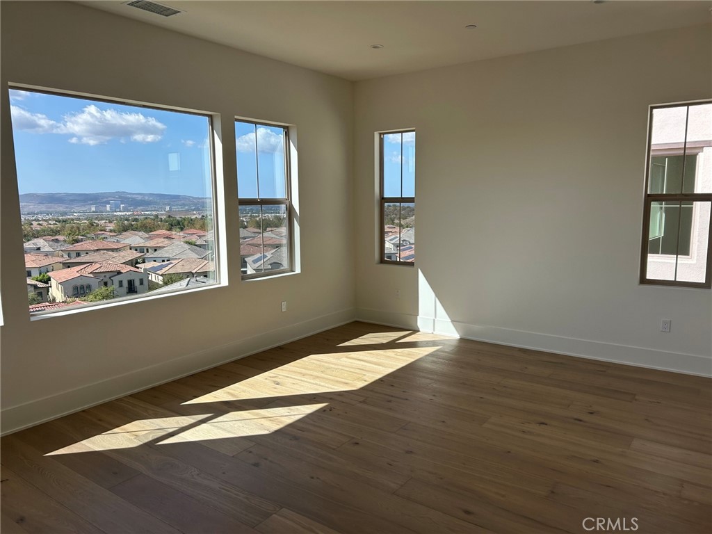 65 Bright Star Property Photo 9