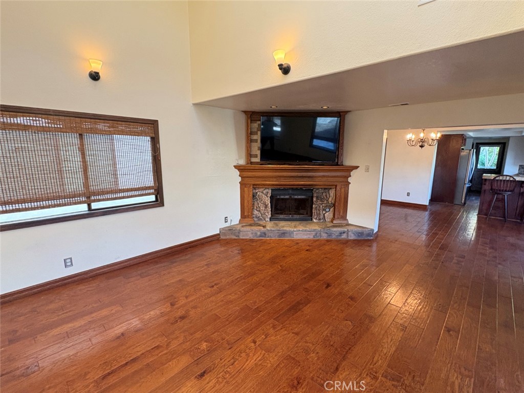 1111 Alabama Property Photo 5