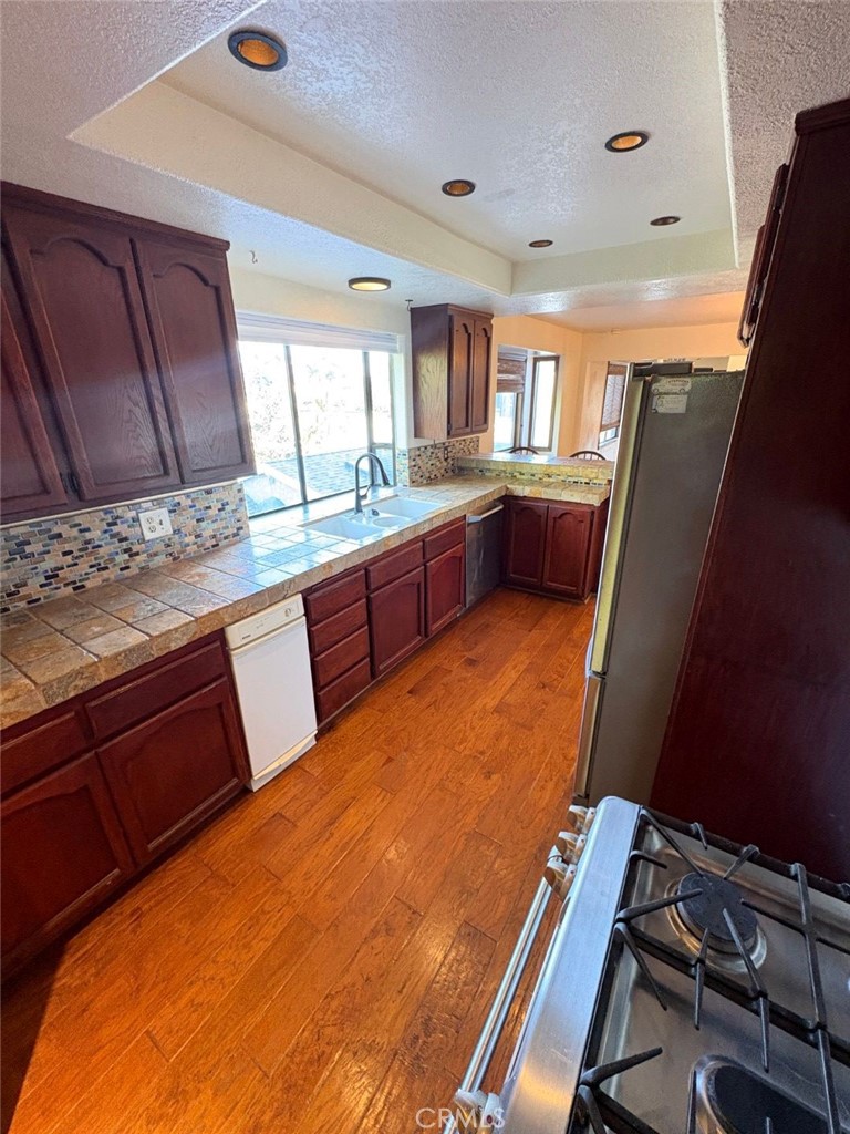 1111 Alabama Property Photo 10