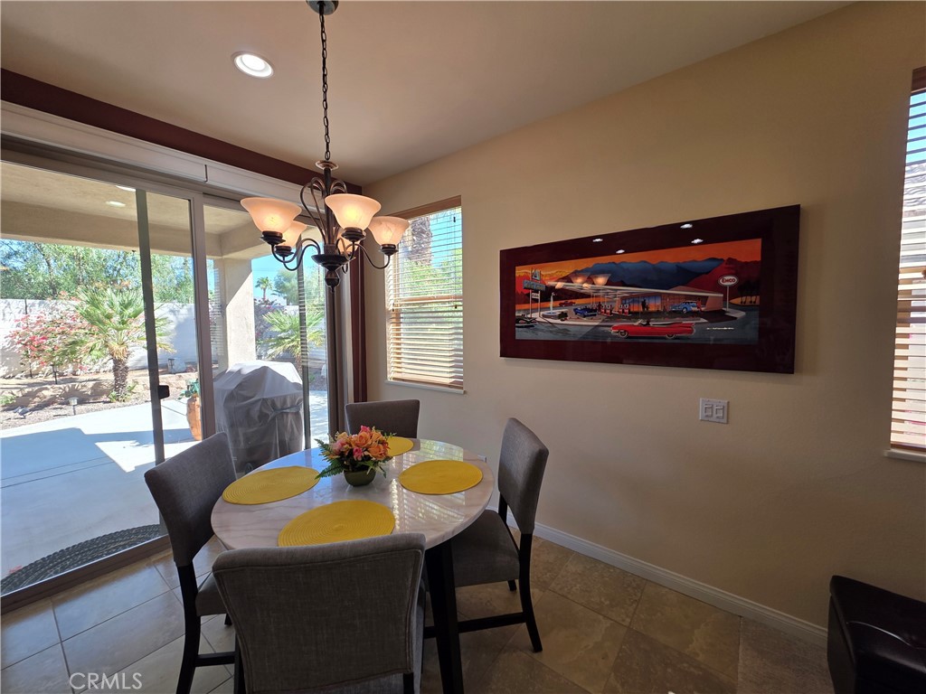 80450 Avd Linda Vista Property Photo 13