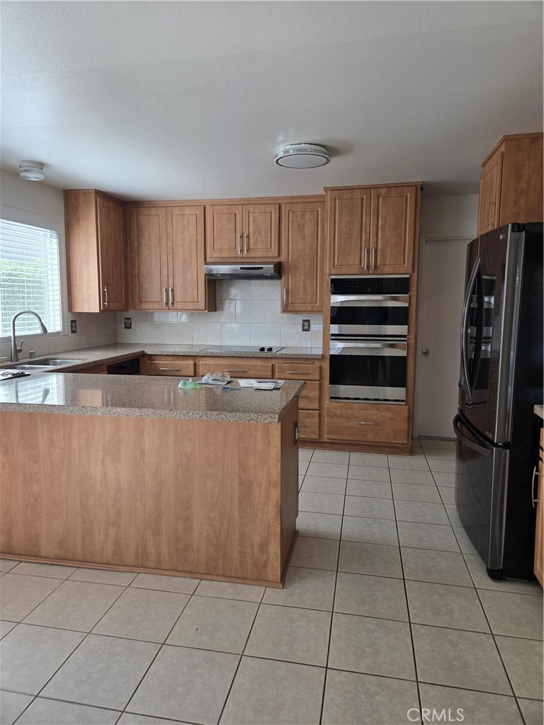 22712 Foxborough Property Photo 4